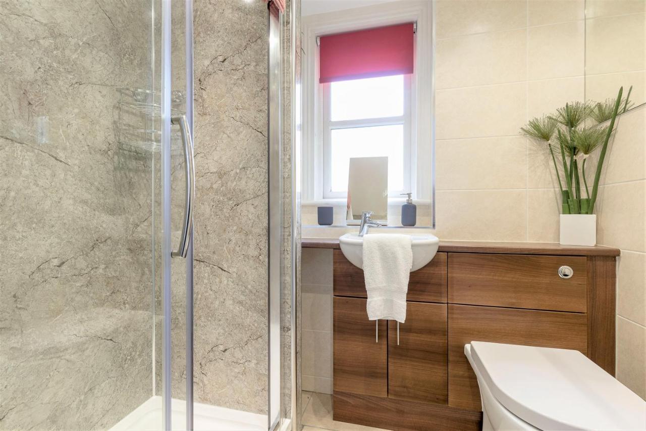 Stunning 1 Bed At Holyrood Palace & Arthurs Seat Edimburgo Exterior foto